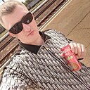 Знакомства: Евгений, 31 год, Усолье-Сибирское