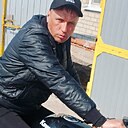 Знакомства: Анатолий, 39 лет, Нижнекамск
