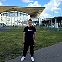 Знакомства: Жарқын, 28 лет, Череповец