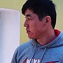 Знакомства: Aziz, 27 лет, Набережные Челны
