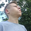 Знакомства: Дима, 24 года, Белгород