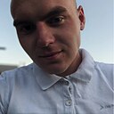 Знакомства: Артём, 23 года, Энгельс
