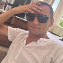 Знакомства: Виталий, 32 года, Губаха
