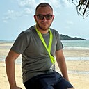 Знакомства: Артём, 23 года, Новомосковск