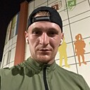 Знакомства: Александр, 31 год, Марьина Горка