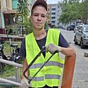 Знакомства: Даниил, 18 лет, Троицк
