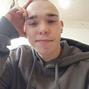 Знакомства: Илья, 18 лет, Саратов
