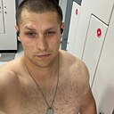 Знакомства: Valëk, 28 лет, Волгодонск