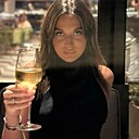 Знакомства: Daria, 19 лет, Санкт-Петербург