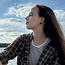 Знакомства: Рина, 18 лет, Омск