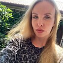 Знакомства: Анна, 28 лет, Магадан