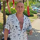 Знакомства: Павел, 44 года, Тосно