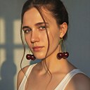 Знакомства: Маша, 18 лет, Шушенское
