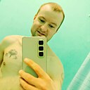 Знакомства: Андрей, 32 года, Великие Луки