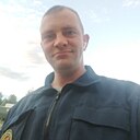Знакомства: Сергей, 35 лет, Магадан