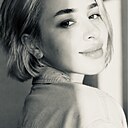 Знакомства: Алена, 32 года, Москва