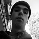 Знакомства: Илья, 19 лет, Харьков