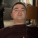 Знакомства: Александр, 28 лет, Волноваха