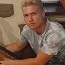 Знакомства: Валентин, 22 года, Нетешин