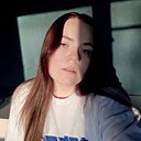 Знакомства: Аня, 22 года, Сургут