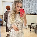 Знакомства: Аня, 27 лет, Петриков