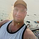 Знакомства: Кирилл, 37 лет, Снежное