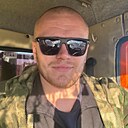 Знакомства: Виталий, 25 лет, Сургут