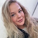 Знакомства: Юлия, 29 лет, Санкт-Петербург