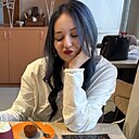 Знакомства: Сия, 27 лет, Москва