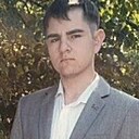Знакомства: Антон, 18 лет, Партизанск