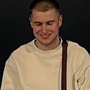Знакомства: Максим, 21 год, Адлер