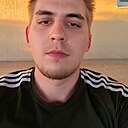Знакомства: Кирилл, 21 год, Волгодонск