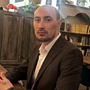 Знакомства: Роберт, 35 лет, Тюмень