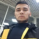 Знакомства: Максим, 31 год, Сургут