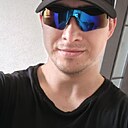 Знакомства: Данил, 25 лет, Бобров