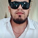 Знакомства: Саша, 28 лет, Магадан