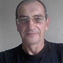 Знакомства: Юрий, 65 лет, Новоалтайск
