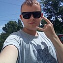 Знакомства: Саша, 24 года, Златоуст