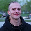 Знакомства: Максим, 26 лет, Магнитогорск