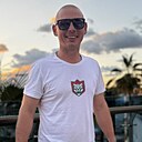 Знакомства: Адель, 39 лет, Казань