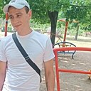 Знакомства: Роман, 30 лет, Луганск