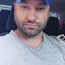 Знакомства: Adi Ionuț, 34 года, București