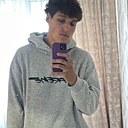 Знакомства: Илья, 18 лет, Орша