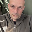 Знакомства: Макс, 35 лет, Луганск