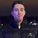 Знакомства: Андрей, 24 года, Нижневартовск