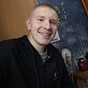 Знакомства: Евгений, 21 год, Магадан