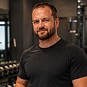 Знакомства: Viktor, 36 лет, Дюссельдорф