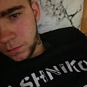 Знакомства: Влад, 24 года, Новошахтинск