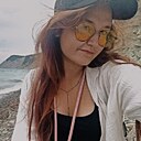 Знакомства: Арина, 22 года, Евпатория