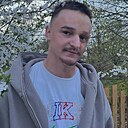 Знакомства: Илья, 24 года, Новогрудок